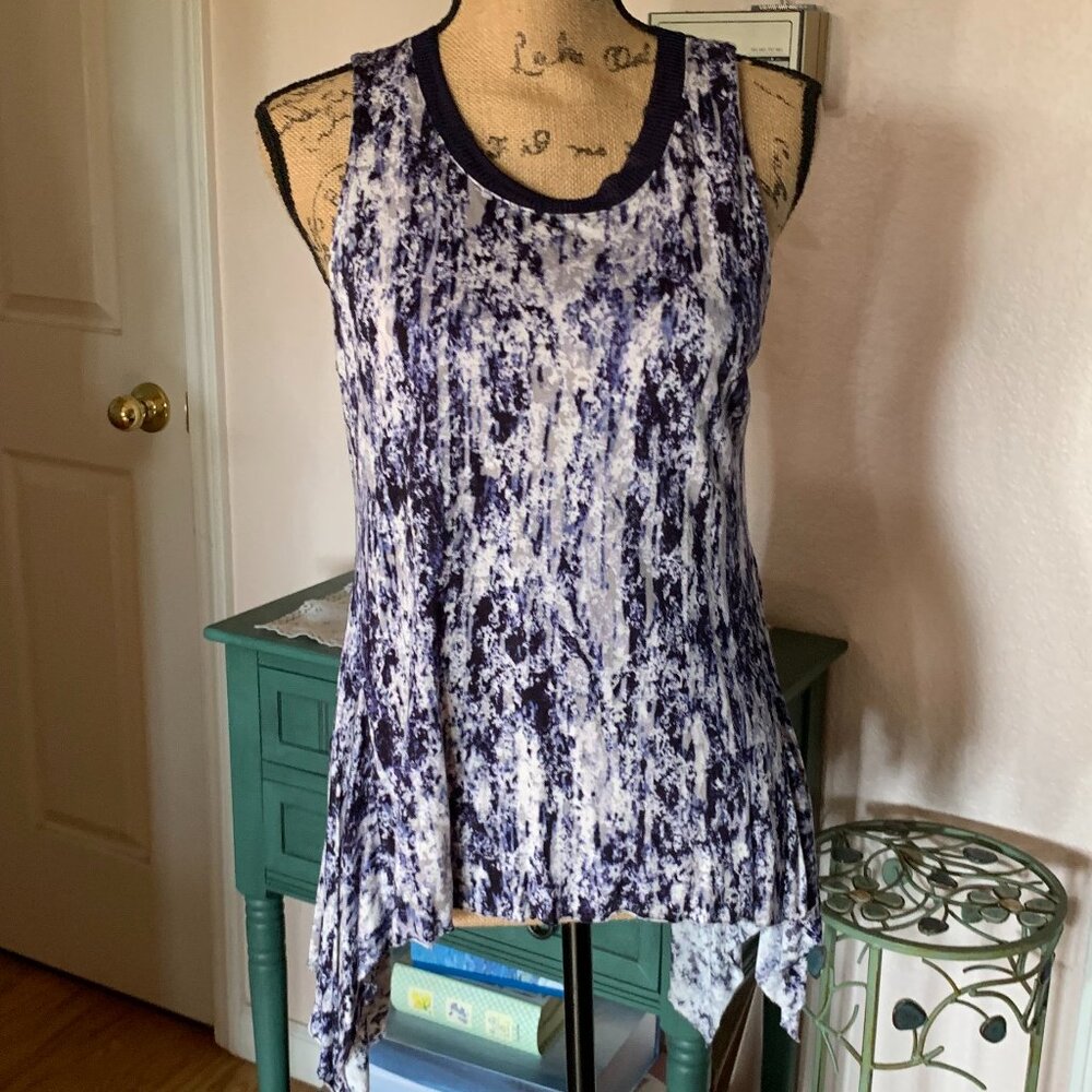 SIMPLY VERA VERA WANG Women's Abstract Blue & White Handkerchief Tunic Top Sz PL